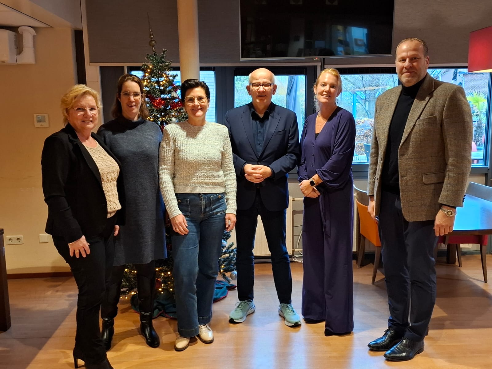 afbeelding https://careyn-blog.euwest01.umbraco.ioOndertekening Intentieverklaring 2